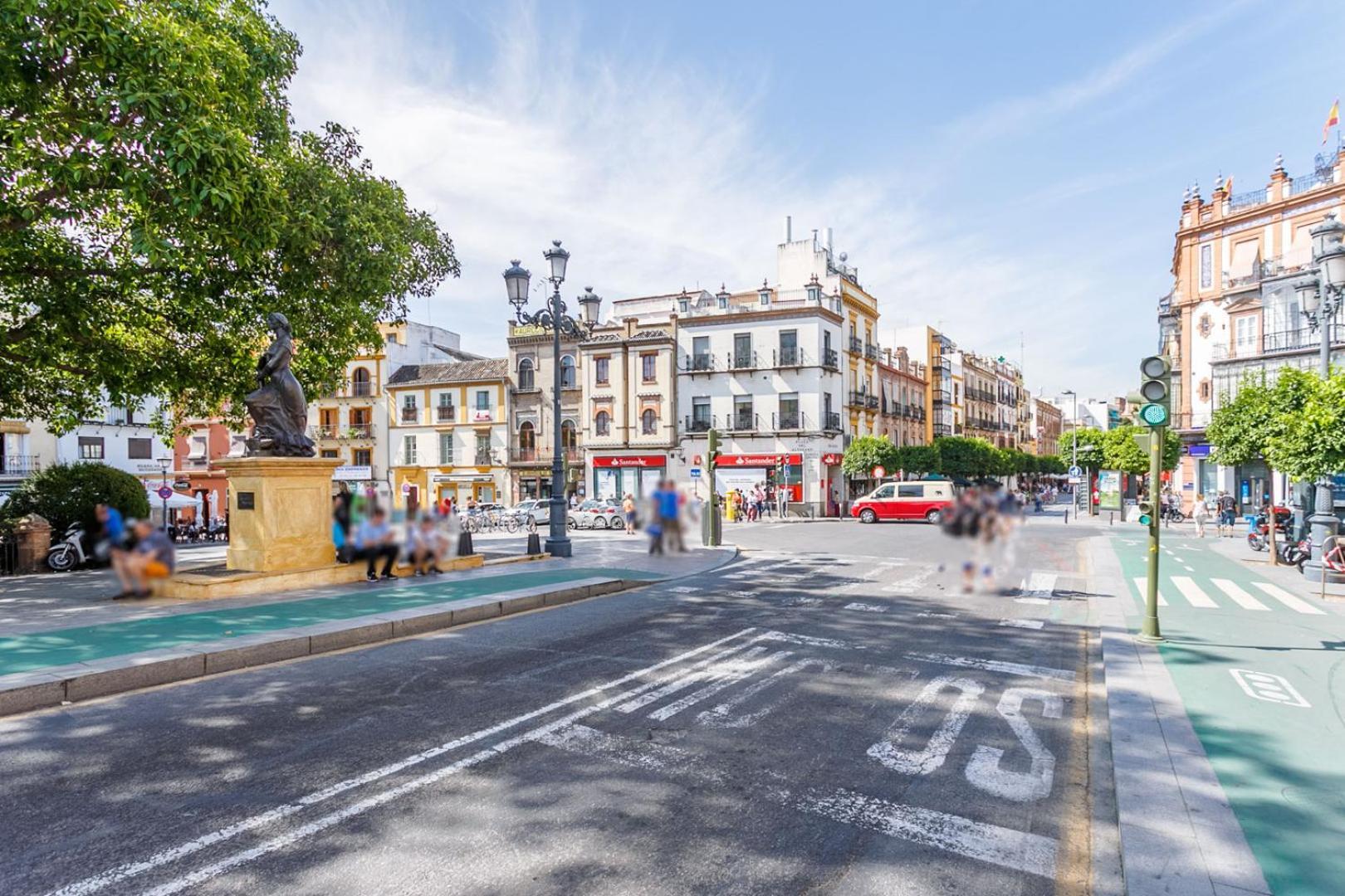Amplisimo Apartamento De Diseno Nuevo En El Corazon De Triana, Parking Included Севилья Экстерьер фото